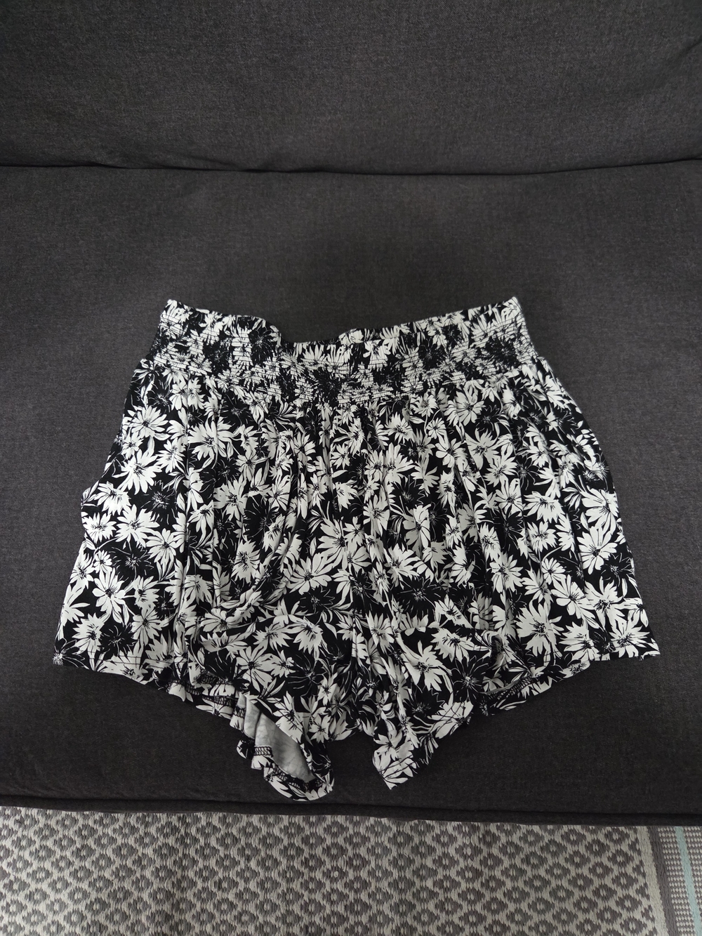 Terra & Sky Black and White Floral High-Waist Shorts